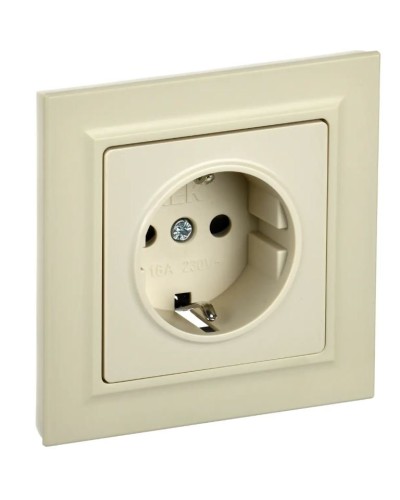 Розетка с з/к РСР14-1-0-БрКр бежевый BRITE (BR-R14-16-K10-F). Розетка с заземлением с защитными шторками в сборе. IEK в Бийске